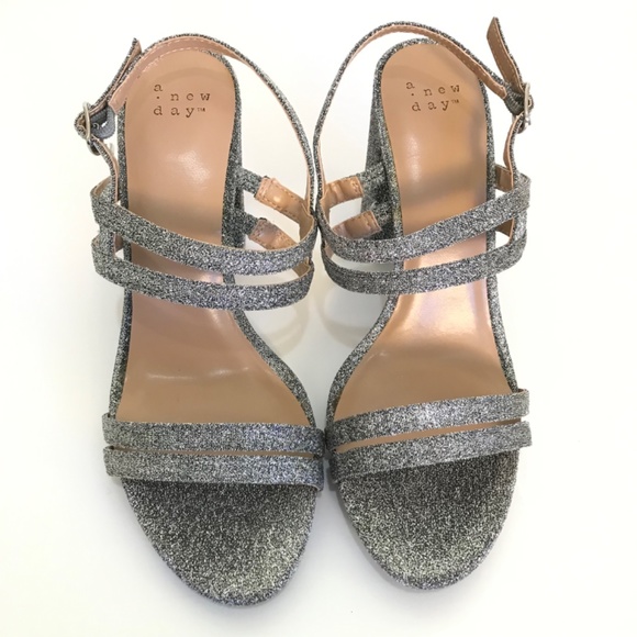 A NEW DAY Silver Heeled Sandals Estealla Chunky Block Heel New Women’s Size 9.5 - Picture 3 of 15